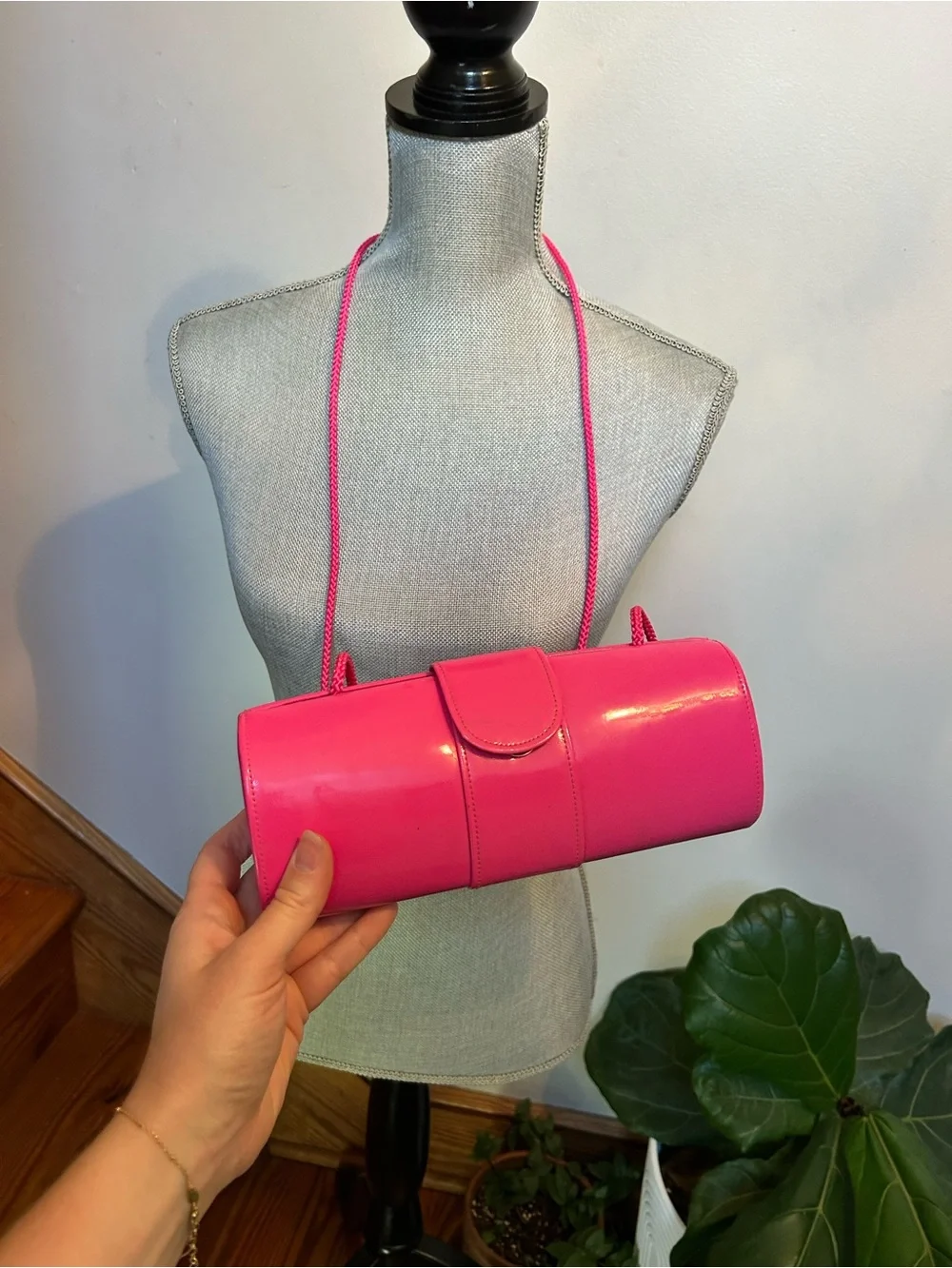 Pink Patent Crossbody Clutch Bag - Unbranded - Picture 2 of 5